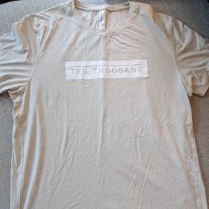 Ten thousand essential shirt large